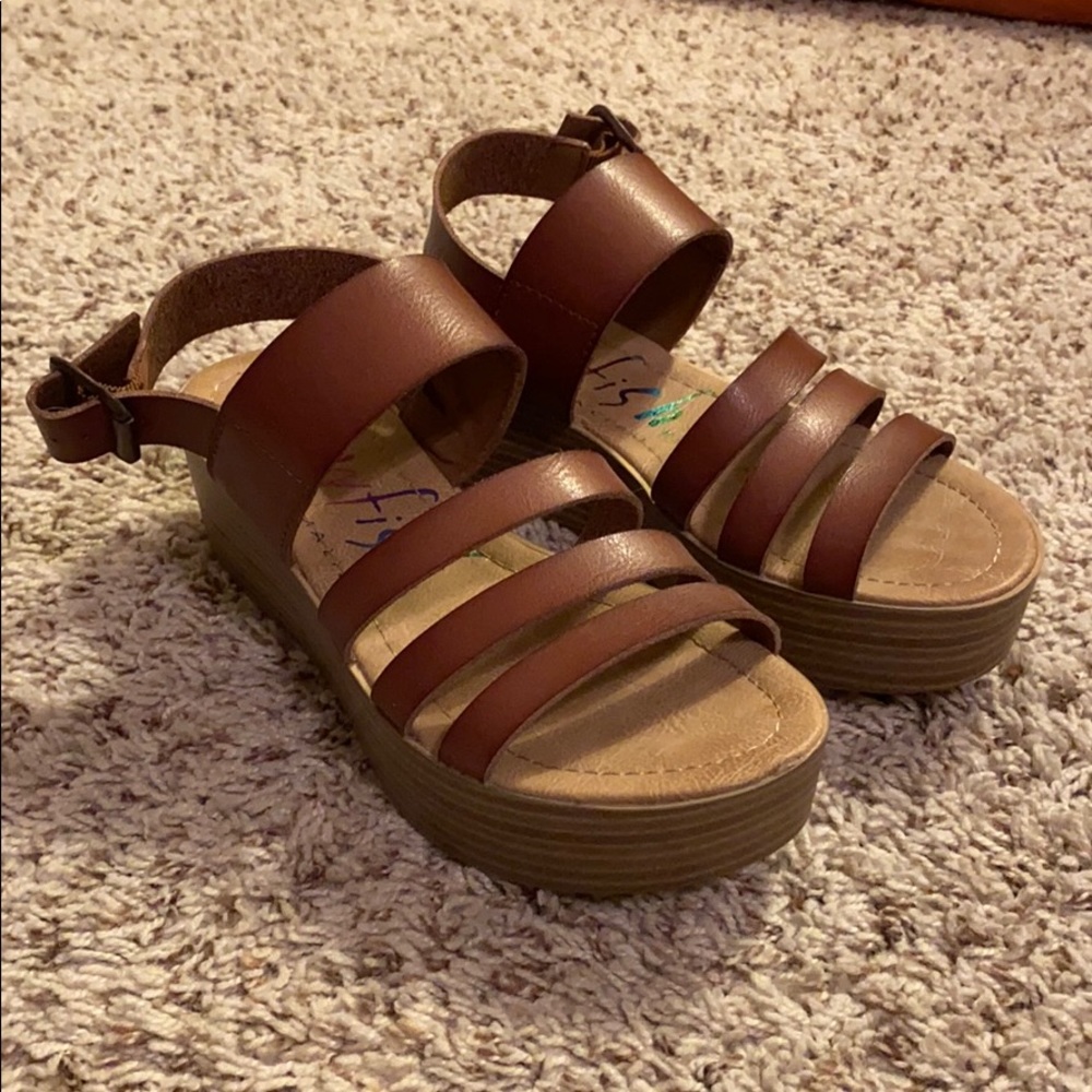 Blowfish platform sandal